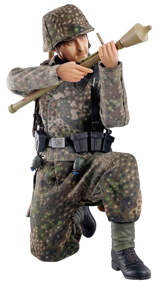 ドラゴン 1/6 WWII EASTERN FRONT 1944 軍馬&兵士 ドラゴン 1/6 WWII EASTERN FRONT 1944 軍馬&兵士